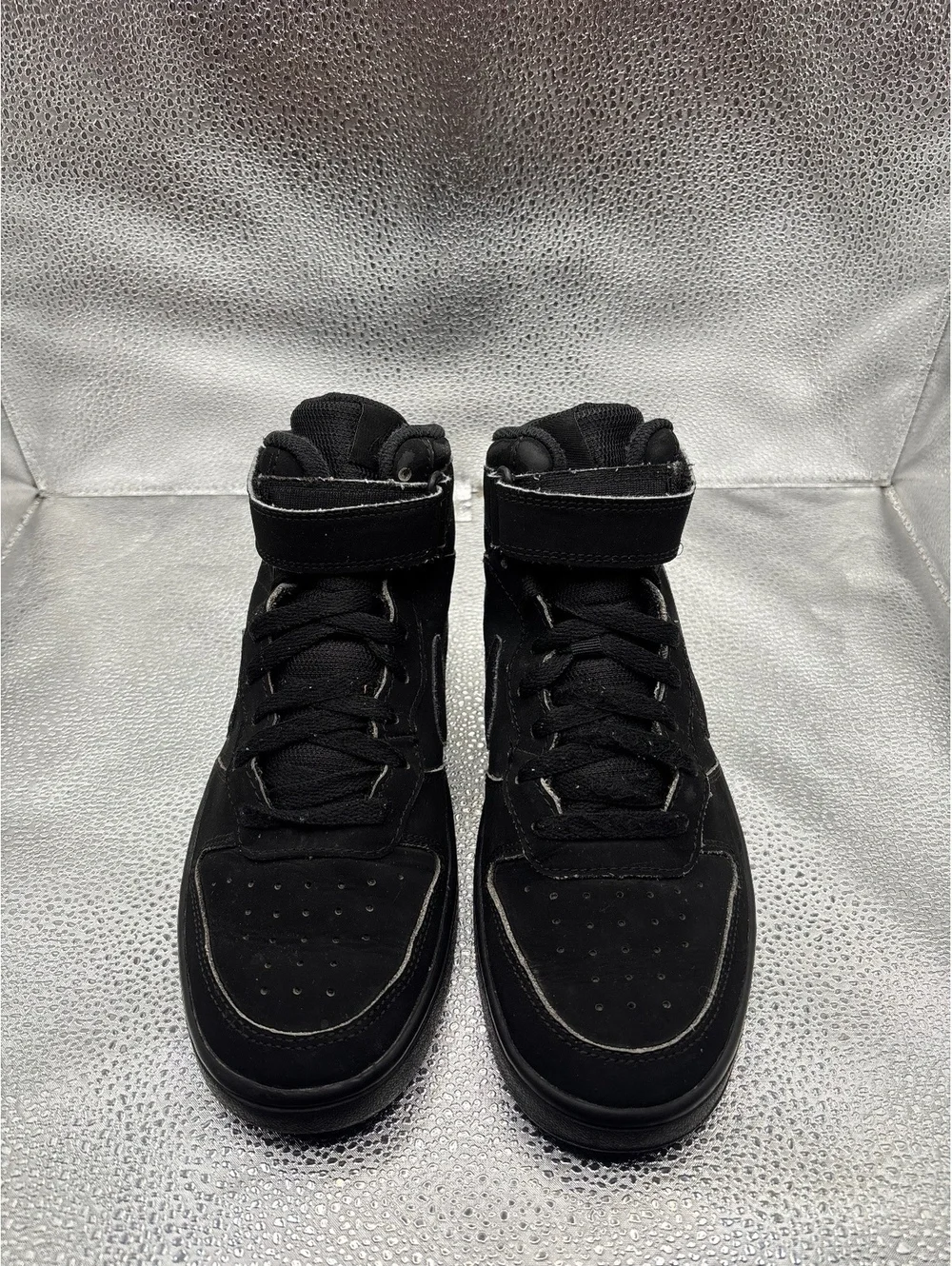 Nike court borough mid 2 triple black